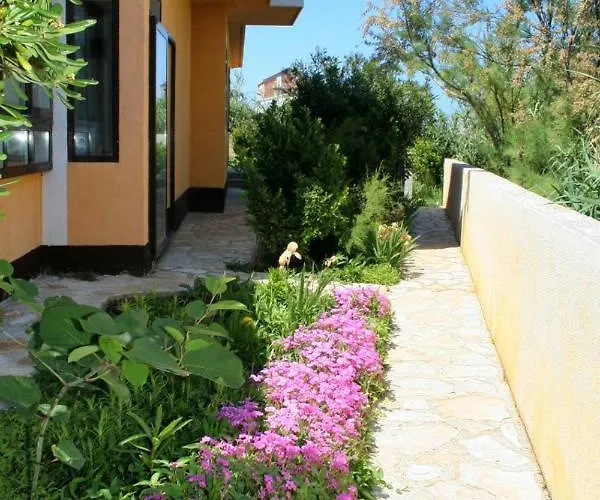 Apartman Pag 4119c *
